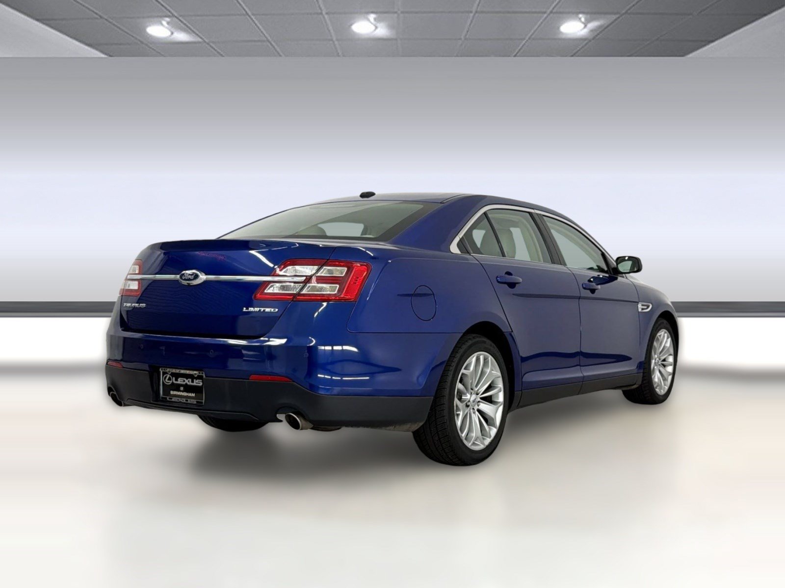 Used 2013 Ford Taurus Limited FWD image 9