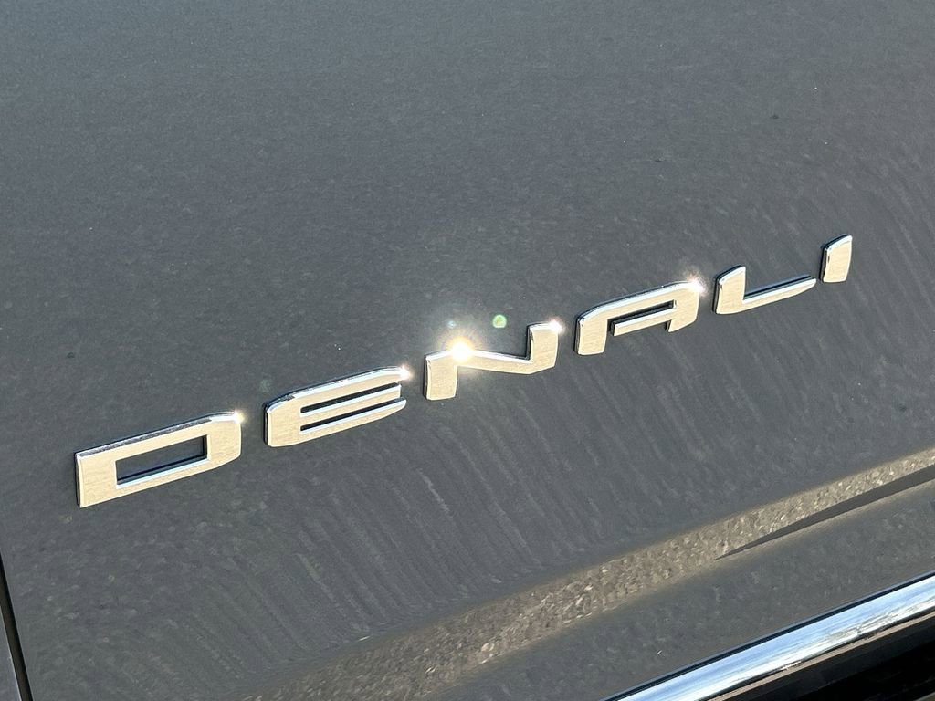 Used 2025 GMC Yukon Denali Ultimate image 33