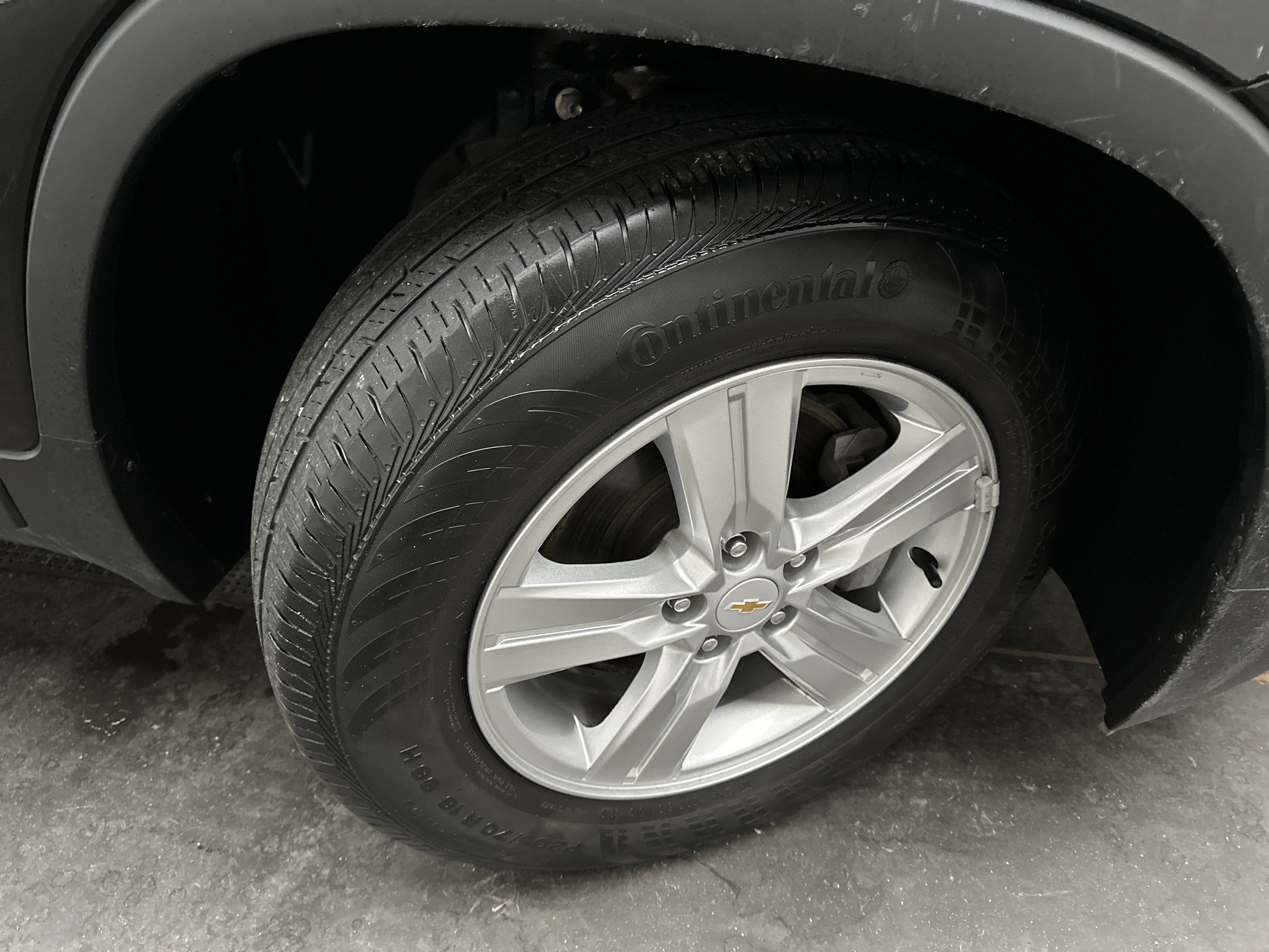 Used 2020 Chevrolet Trax LS w/ Tint and Cruise Package FWD image 10
