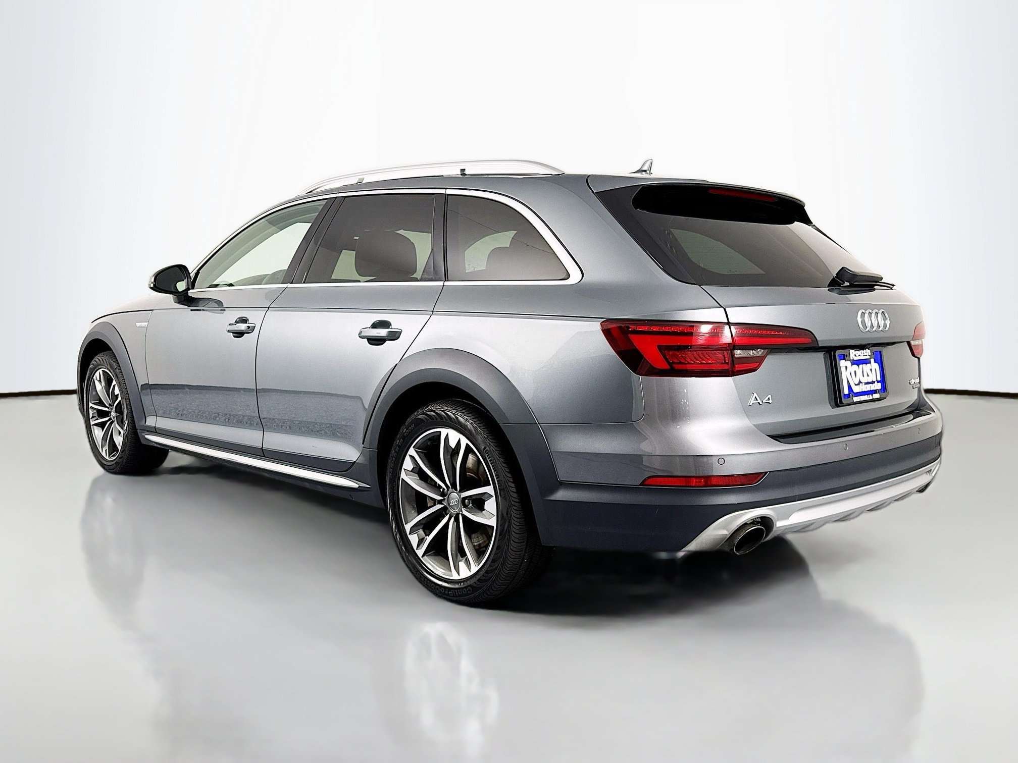 Used 2018 Audi A4 2.0T allroad Premium Plus AWD/4WD image 7