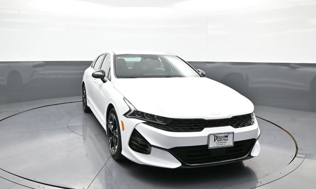 Used 2023 Kia K5 GT-Line w/ GT-Line Premium Package image 3