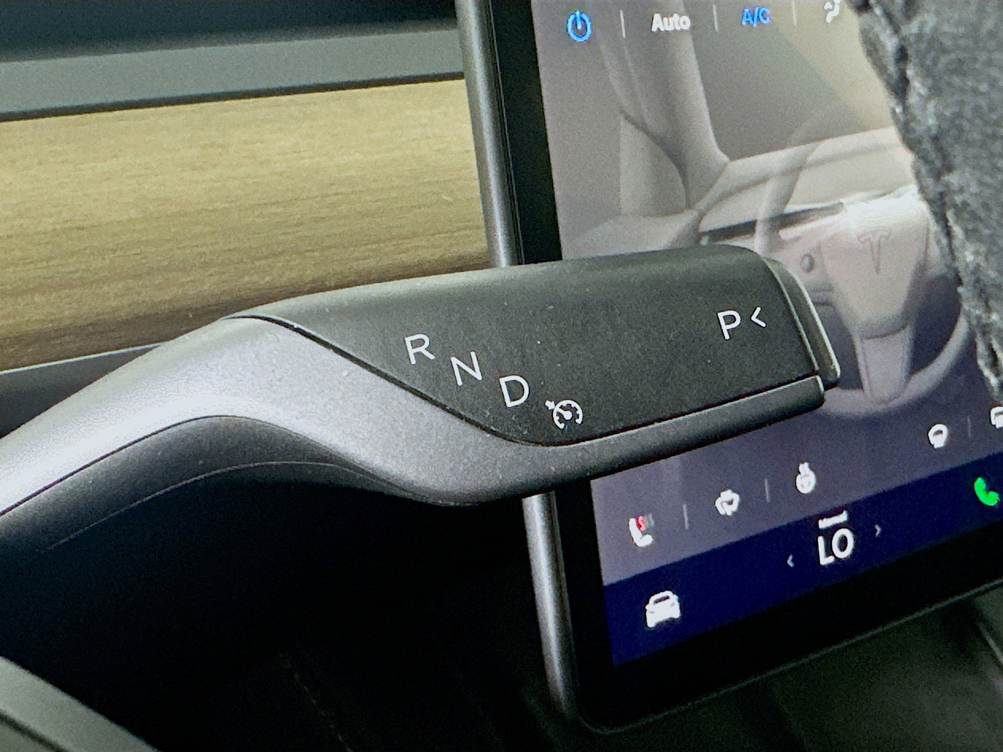 Used 2024 Tesla Model Y Long Range AWD/4WD image 24