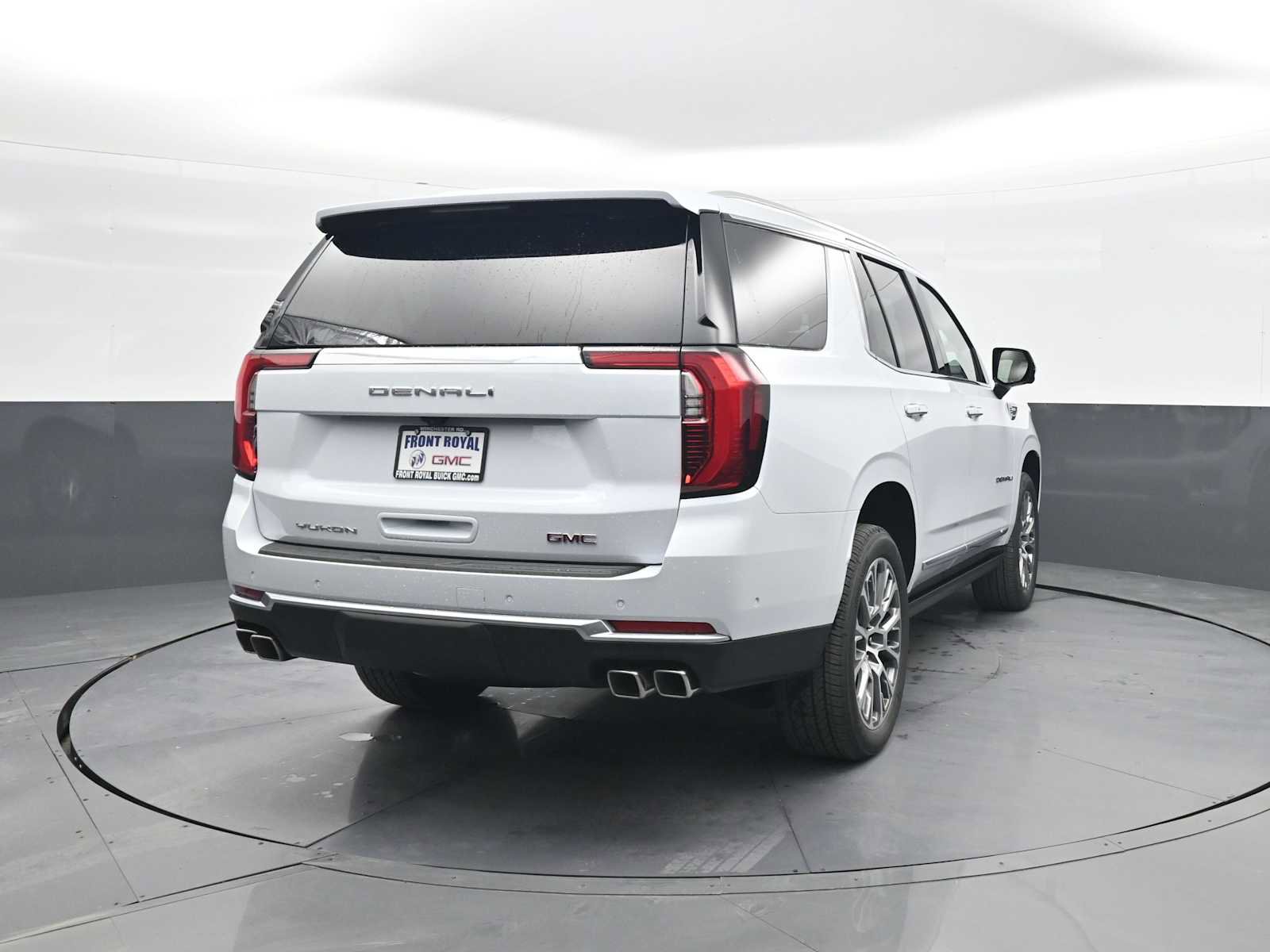 New 2026 GMC Yukon Denali w/ Sun & Power Step Package AWD/4WD image 7