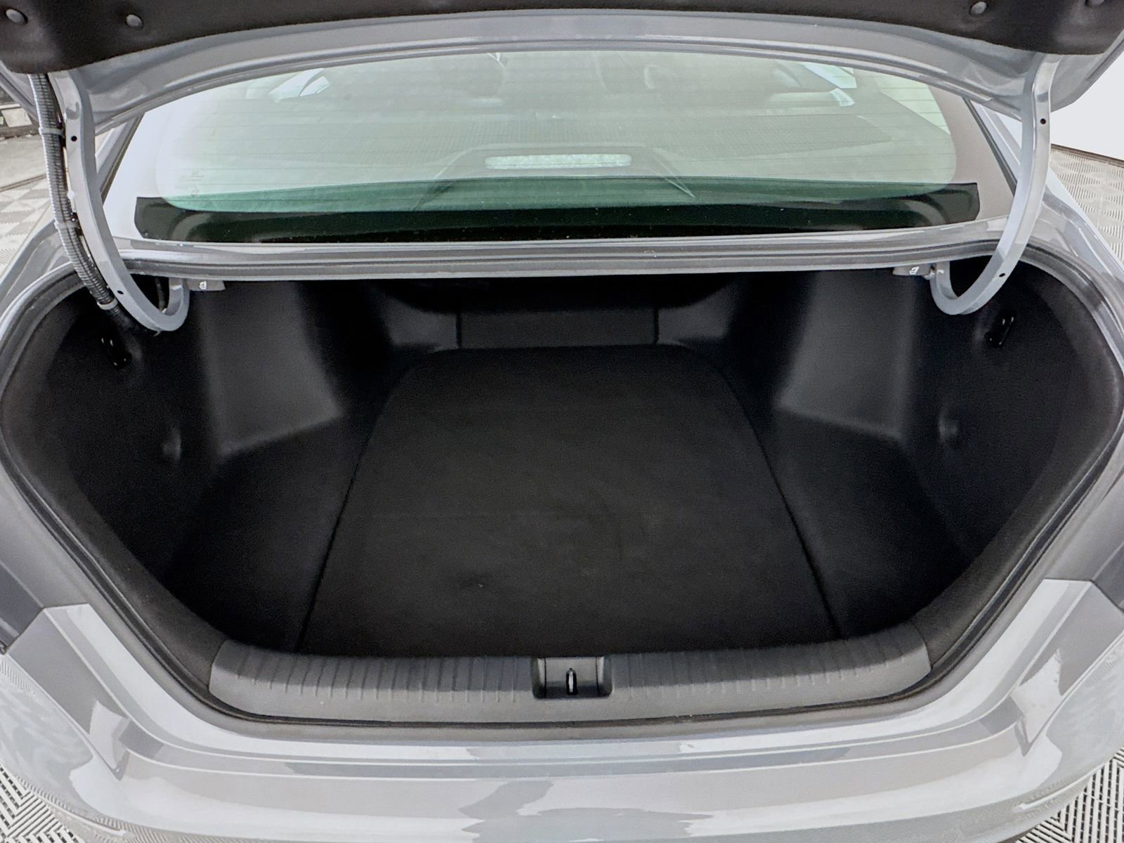 Used 2025 Honda Accord SE image 24