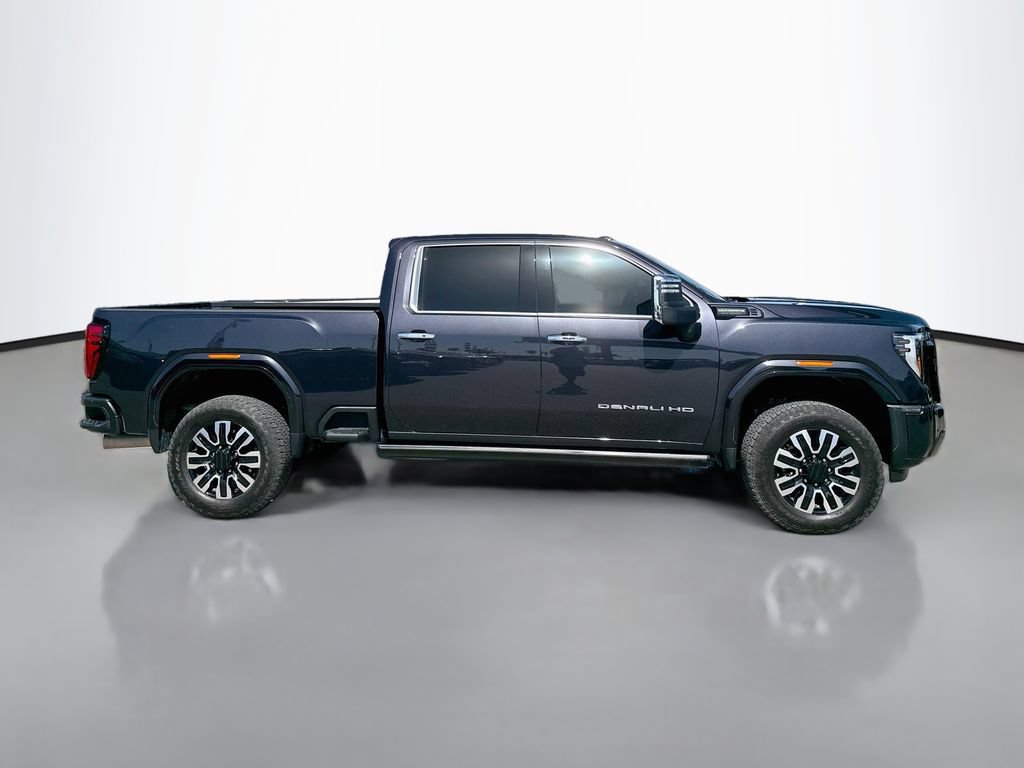 Used 2026 GMC Sierra 2500 Denali Ultimate AWD/4WD image 8