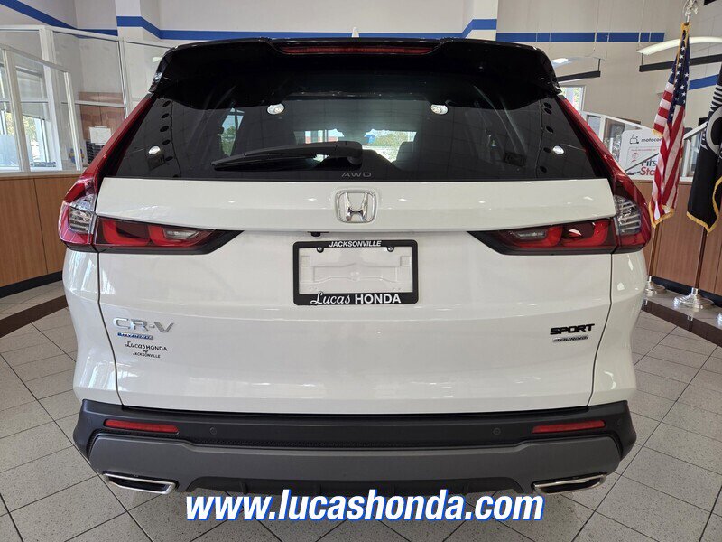 Used 2024 Honda CR-V Sport Touring image 5
