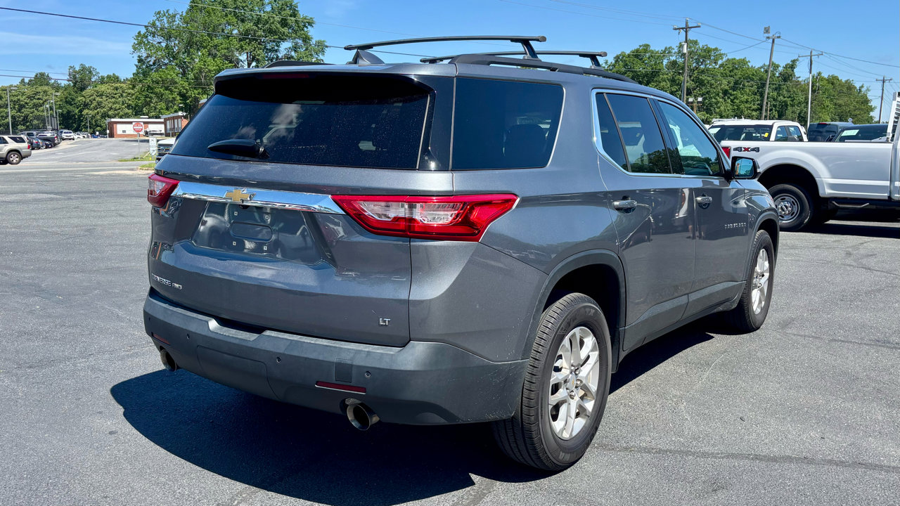 Used 2020 Chevrolet Traverse LT w/ LPO, Cargo Package image 6