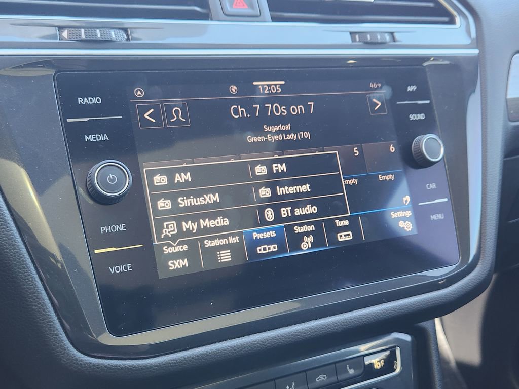 Used 2021 Volkswagen Tiguan SE image 7