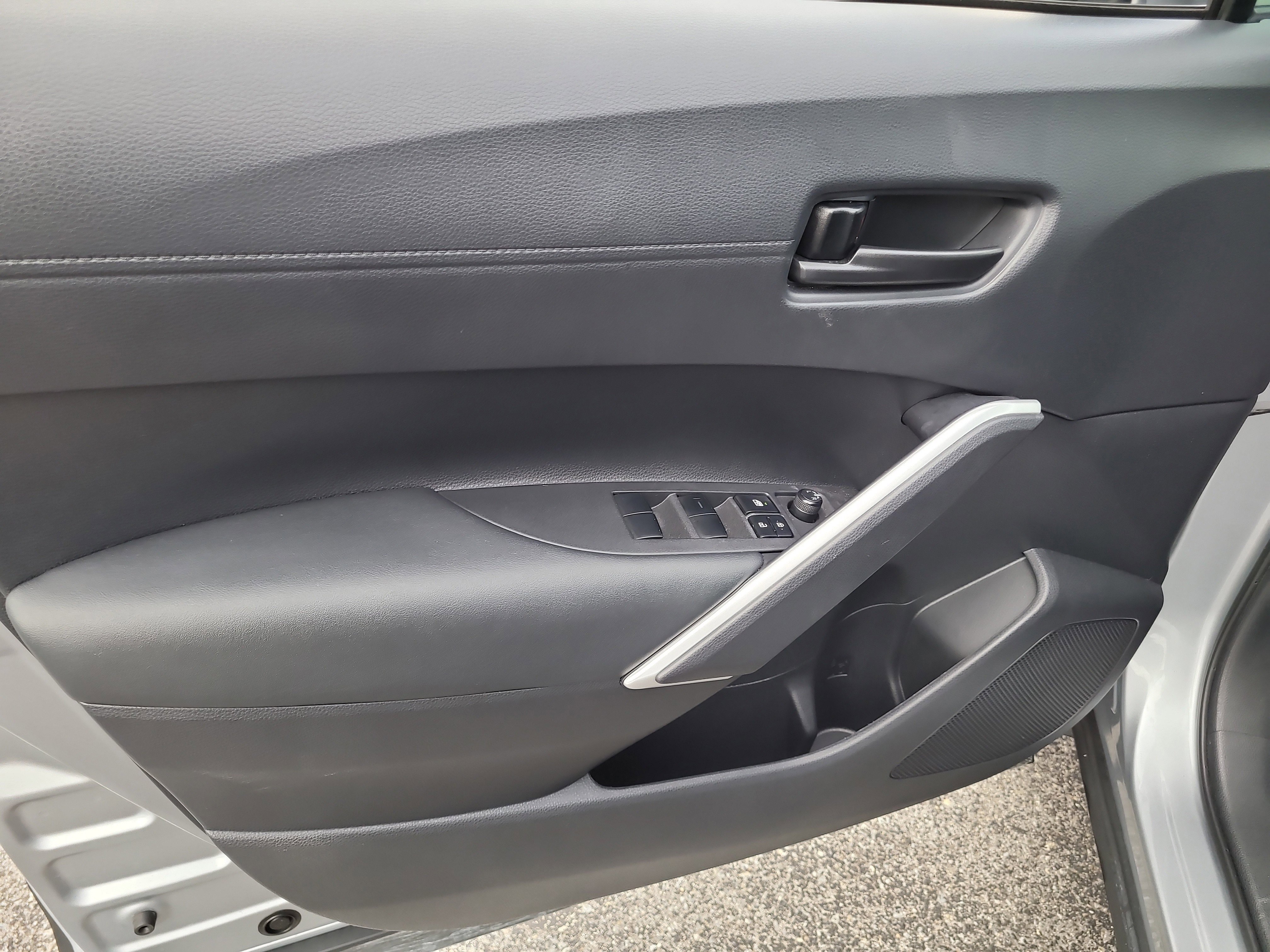 Certified 2024 Toyota Corolla Cross LE image 16