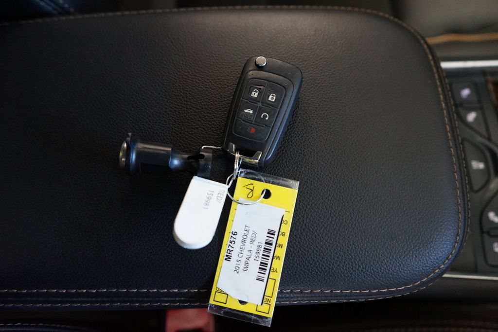 Used 2015 Chevrolet Impala LT FWD image 51