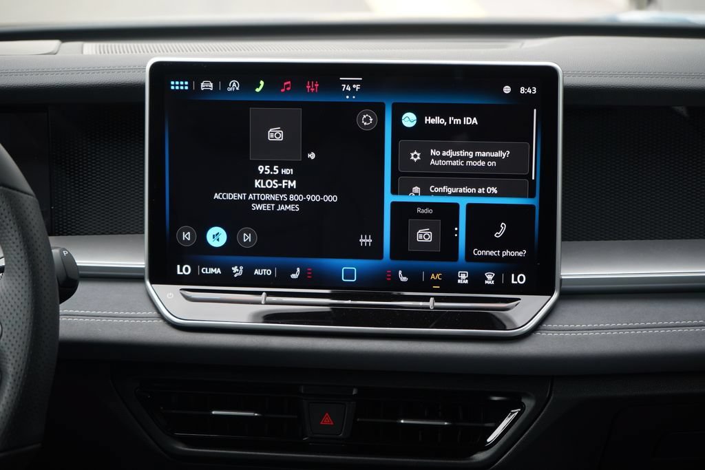 New 2026 Volkswagen Tiguan SE R-Line FWD image 10