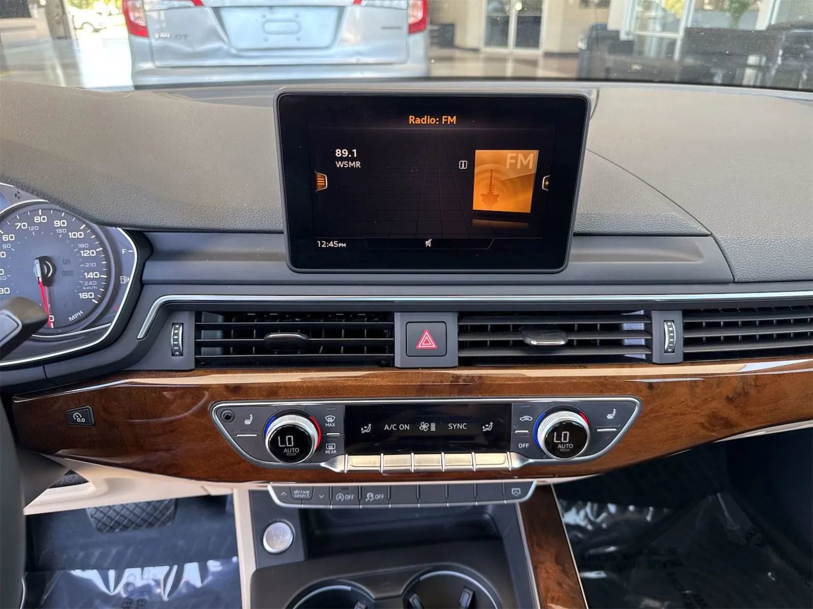 Used 2019 Audi A4 2.0T Premium FWD image 14