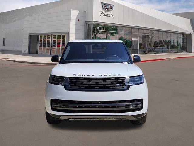 Used 2023 Land Rover Range Rover Long Wheelbase SE image 2