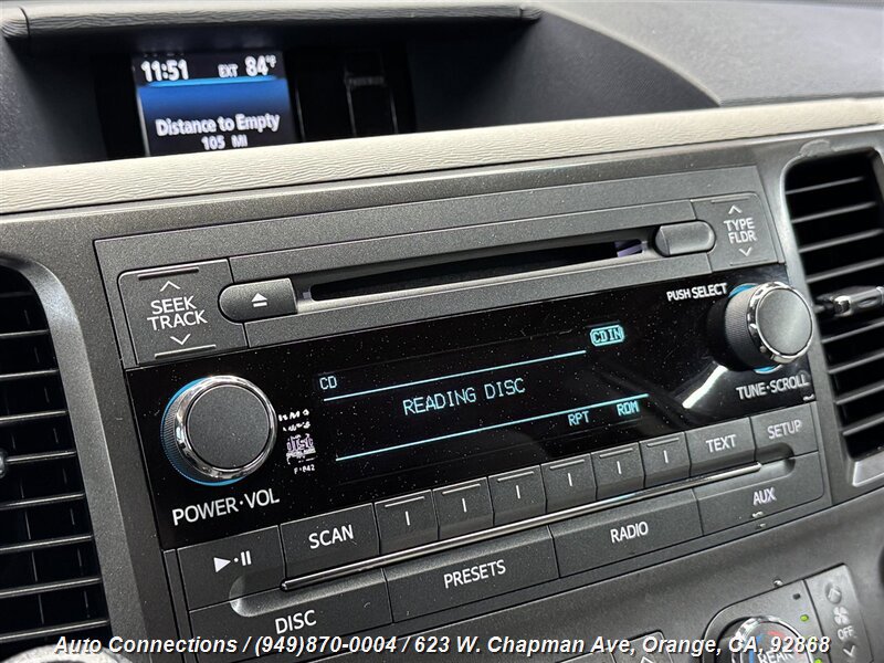 Used 2012 Toyota Sienna LE w/ Towing Pkg image 18