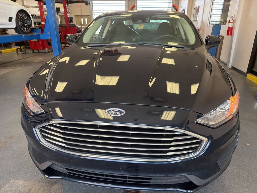 Used 2020 Ford Fusion SE FWD image 7