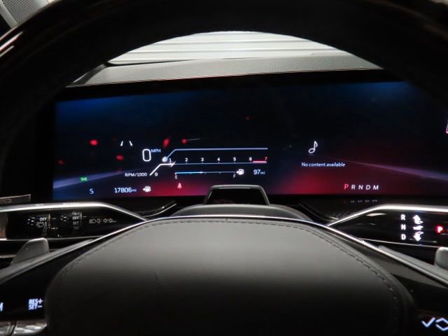 Used 2025 Cadillac Escalade ESV V w/ LPO, ONYX Package image 24