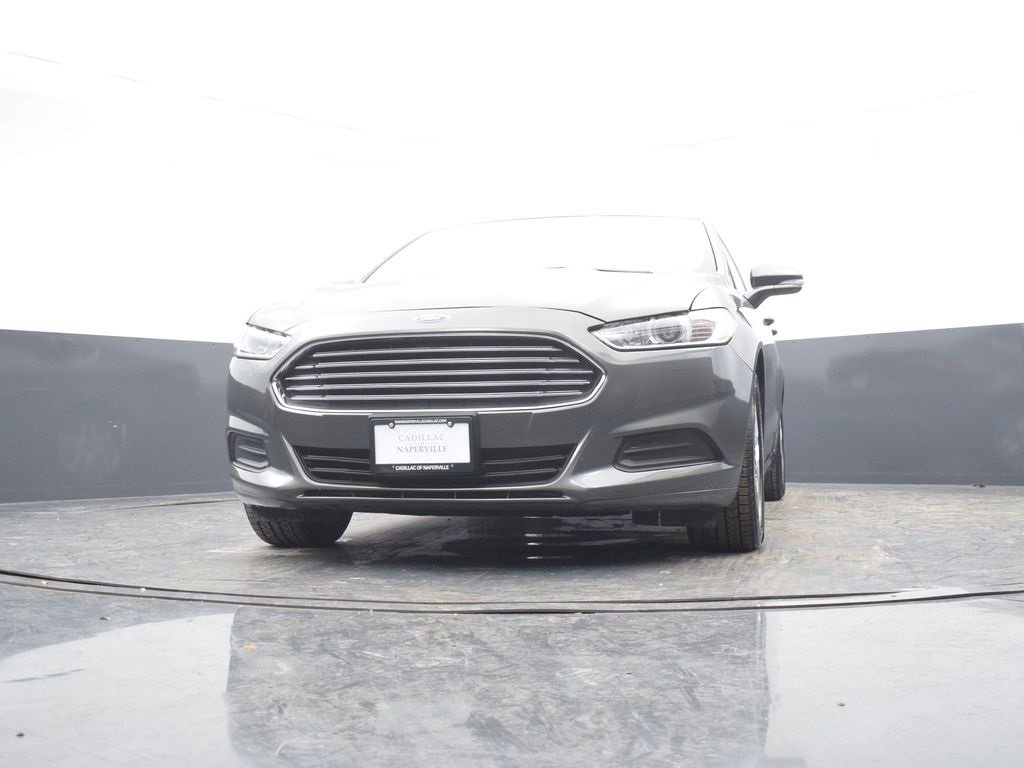 Used 2016 Ford Fusion SE image 45