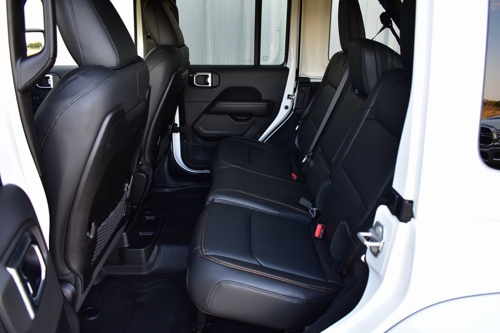 New 2025 Jeep Wrangler Sahara image 21