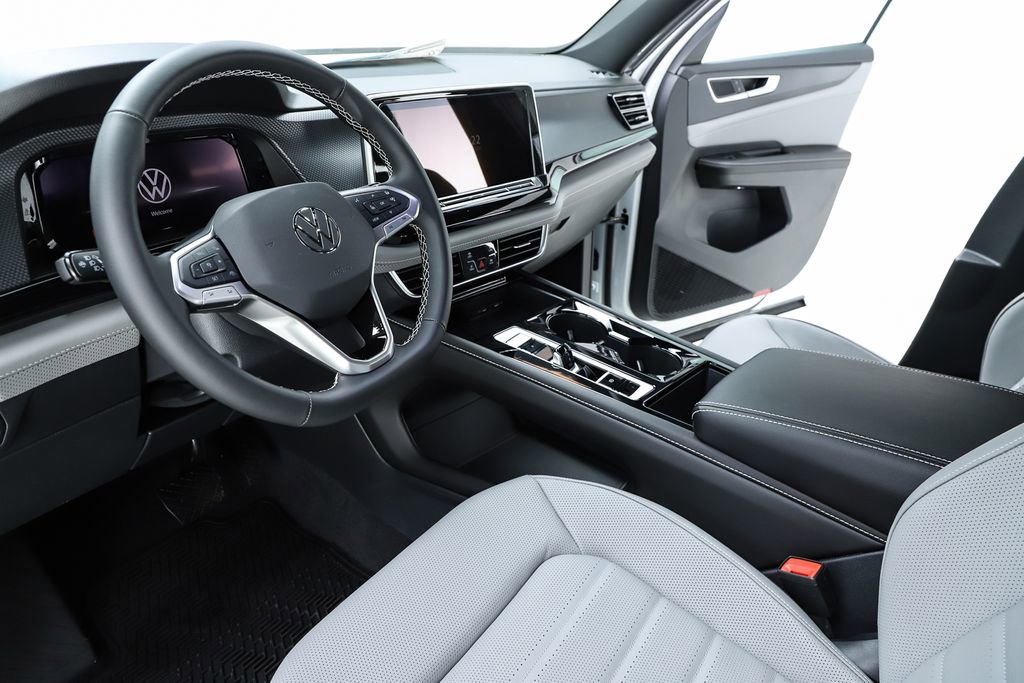 New 2026 Volkswagen Atlas Cross Sport SEL image 58