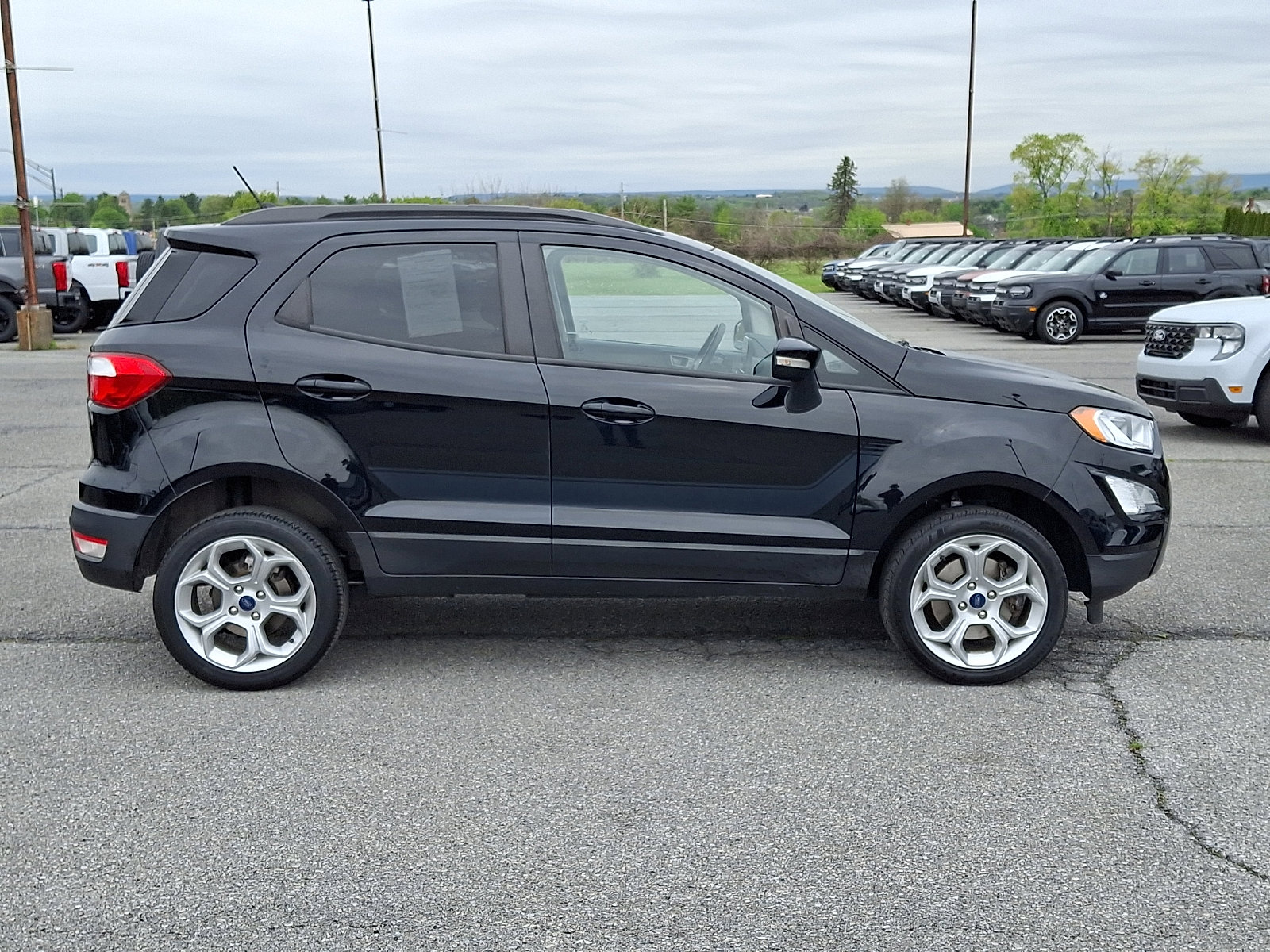 Used 2022 Ford EcoSport SE w/ SE Appearance Package AWD/4WD image 7