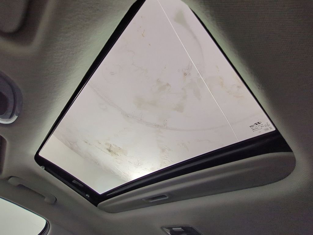 Used 2024 Hyundai Elantra SEL w/ Convenience Package image 22