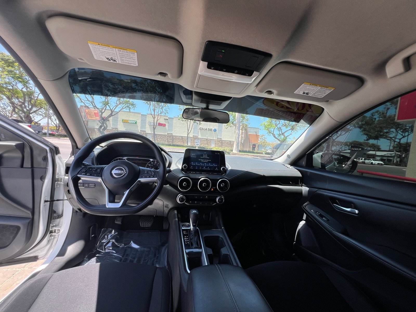 Used 2025 Nissan Sentra SV FWD image 13