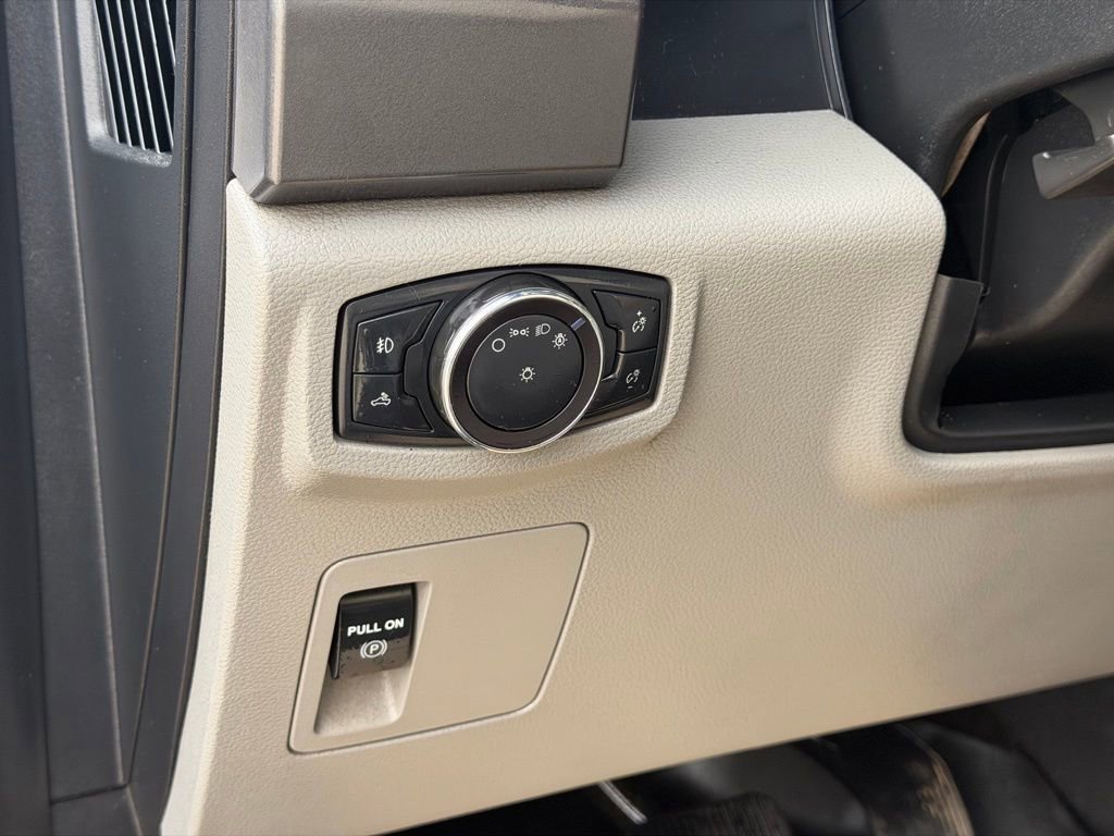 Used 2018 Ford F150 XLT image 24