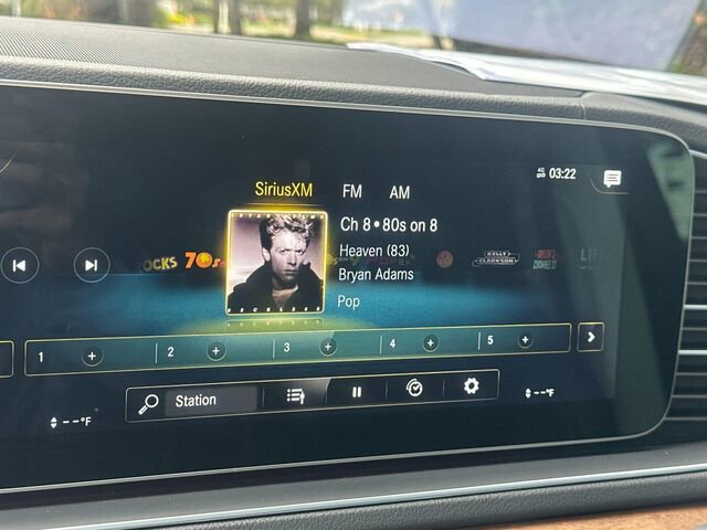 Used 2023 Mercedes-Benz GLS 450 4MATIC image 25