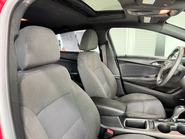 Used 2017 Chevrolet Cruze LT image 19