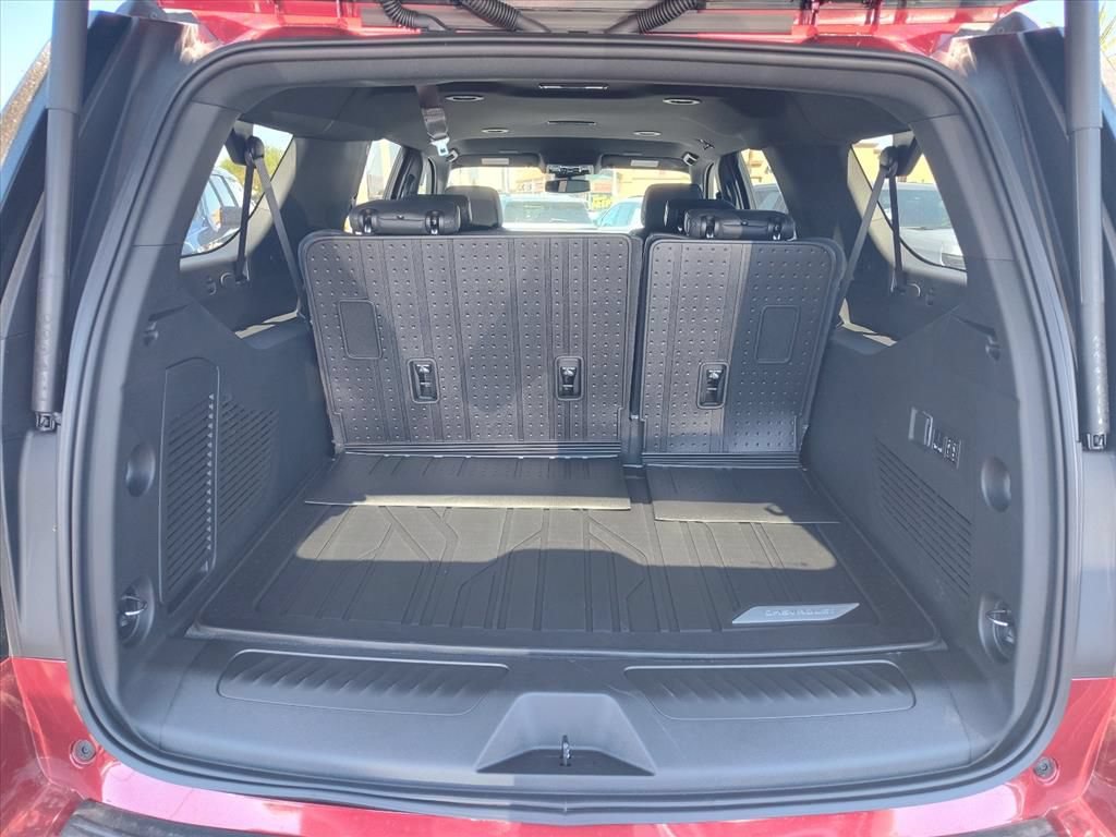 New 2026 Chevrolet Suburban LT RWD image 8
