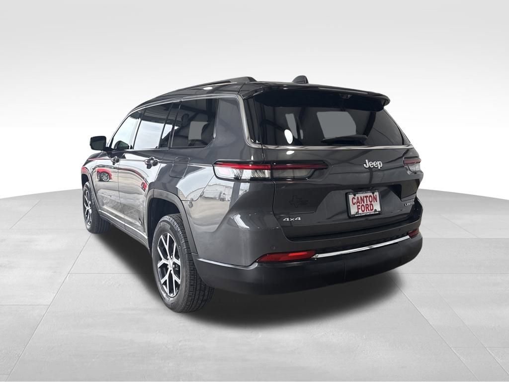 Used 2024 Jeep Grand Cherokee L Limited w/ Luxury Tech Group II image 3