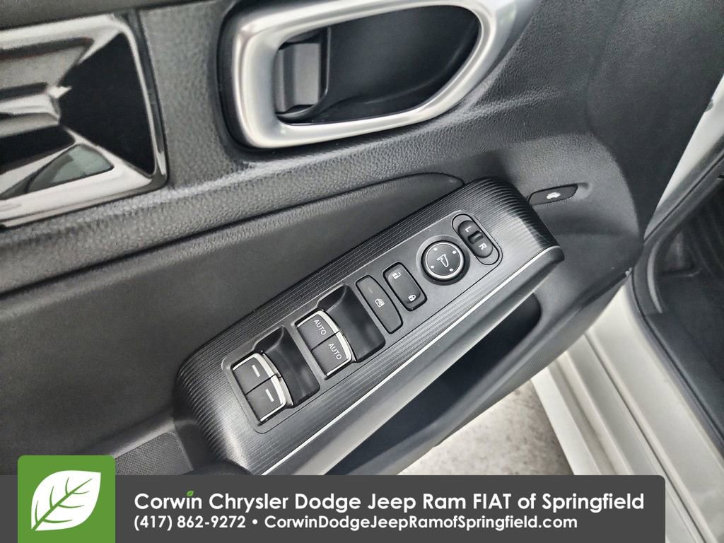 Used 2023 Honda Civic Touring image 21