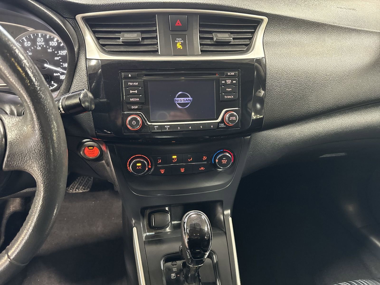 Used 2016 Nissan Sentra SV image 12