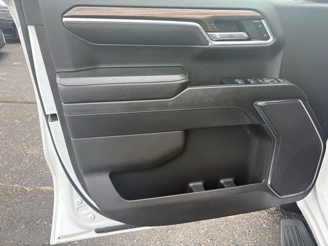 Used 2023 Chevrolet Silverado 1500 LT Trail Boss w/ Protection Package image 32