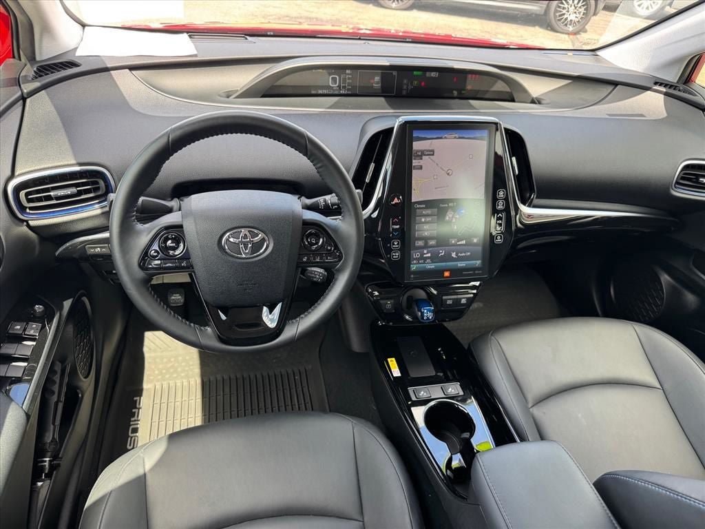 Used 2021 Toyota Prius Limited FWD image 15