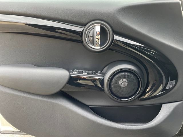 Used 2019 MINI Cooper S image 14