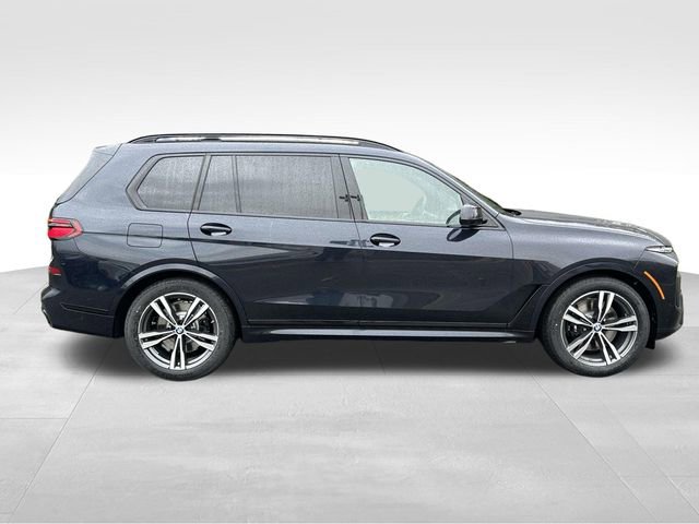 New 2026 BMW X7 xDrive40i w/ Executive Package image 2