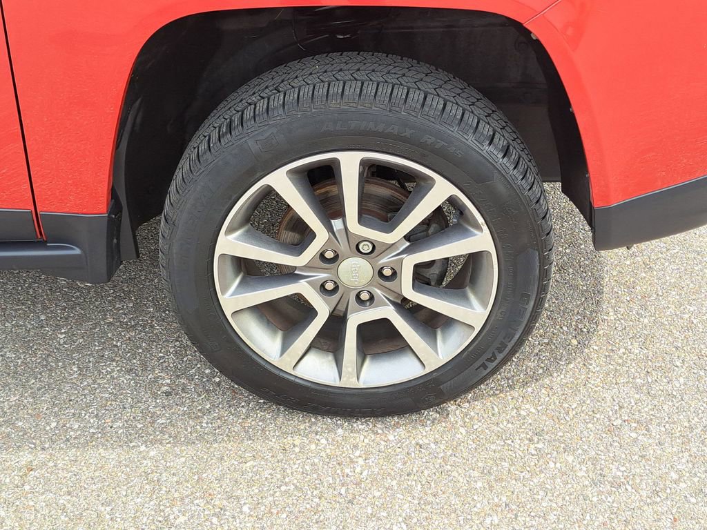 Used 2017 Jeep Compass Sport w/ Power Value Group image 9