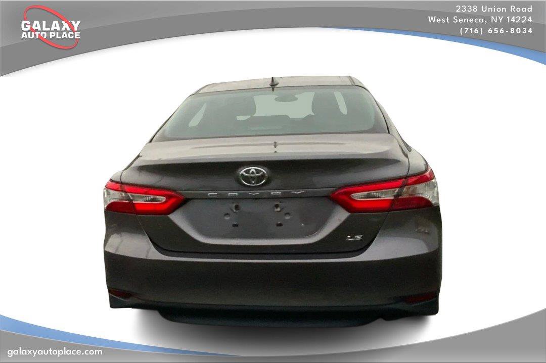 Used 2020 Toyota Camry LE FWD image 6
