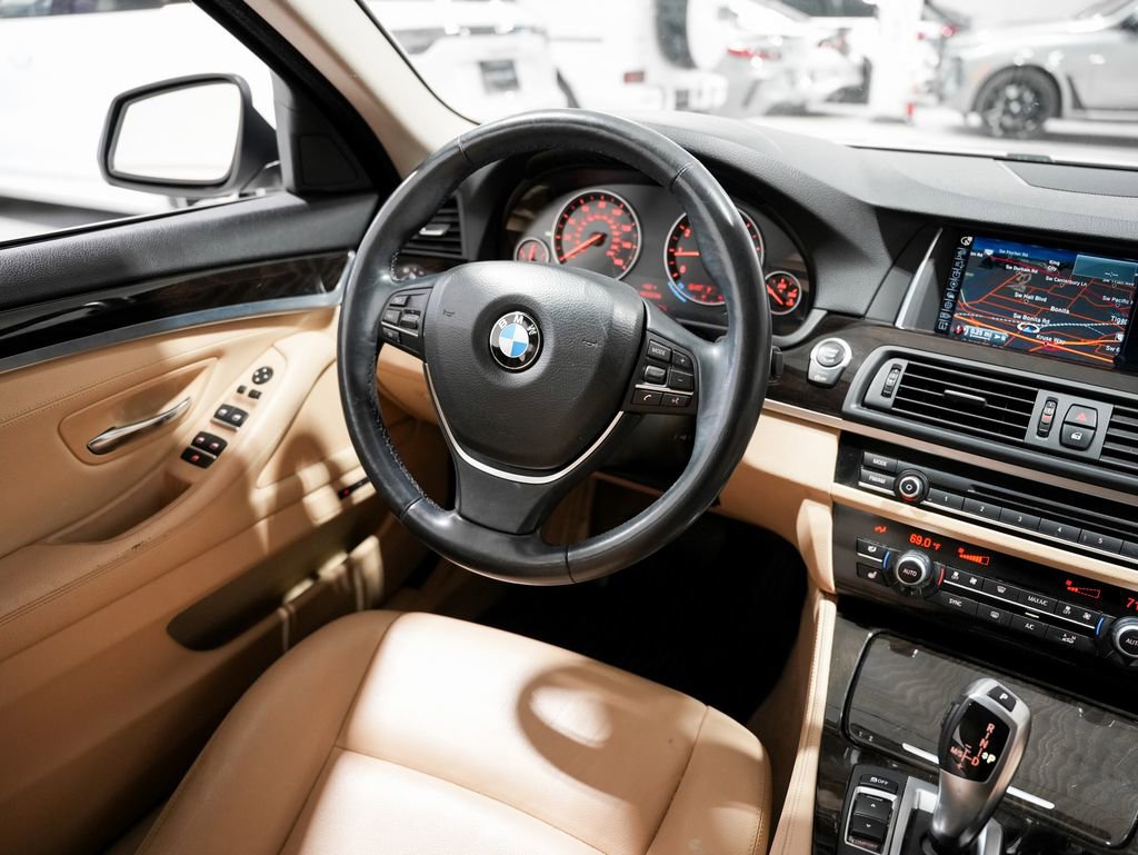 Used 2015 BMW 528i xDrive Sedan image 11
