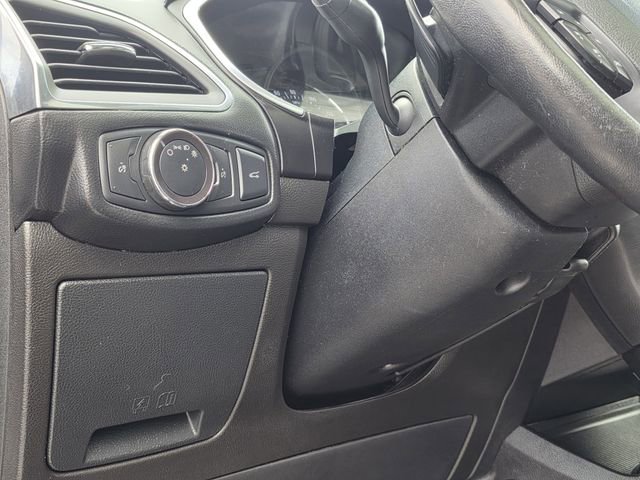 Used 2018 Ford Edge Titanium w/ Cold Weather Package FWD image 20