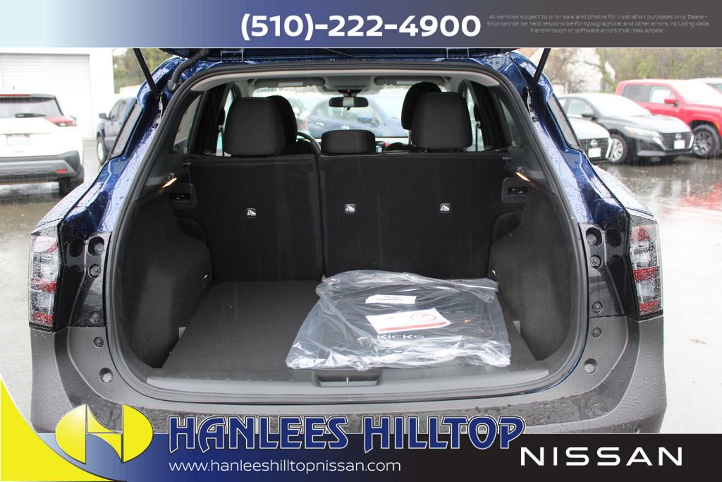 New 2026 Nissan Kicks SV image 10