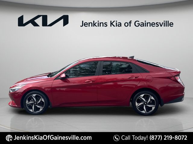 Used 2023 Hyundai Elantra SEL w/ Convenience Package FWD image 6
