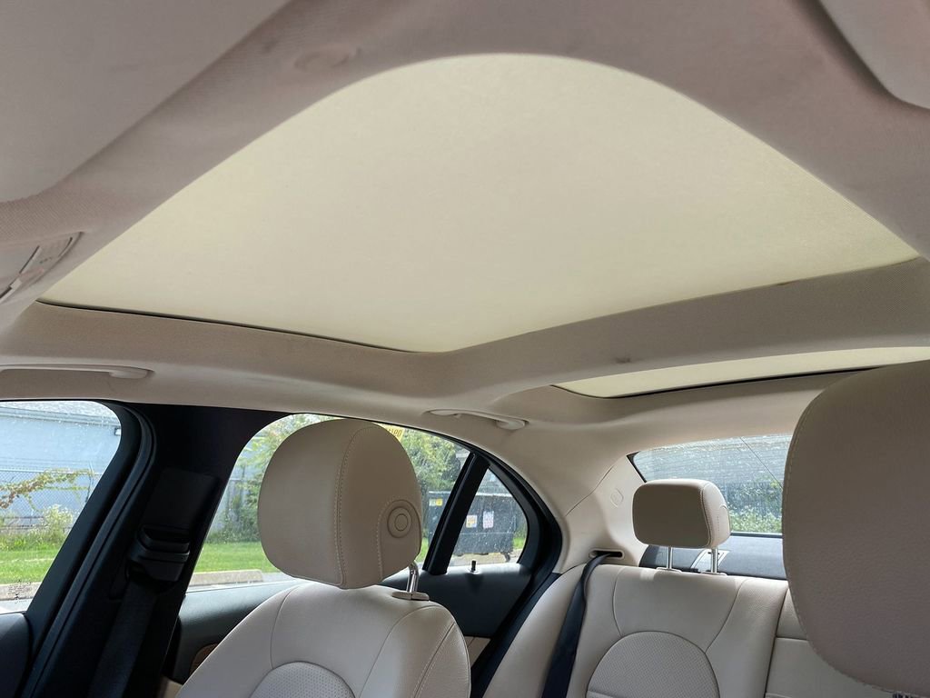 Used 2020 Mercedes-Benz C 300 4MATIC Sedan image 24