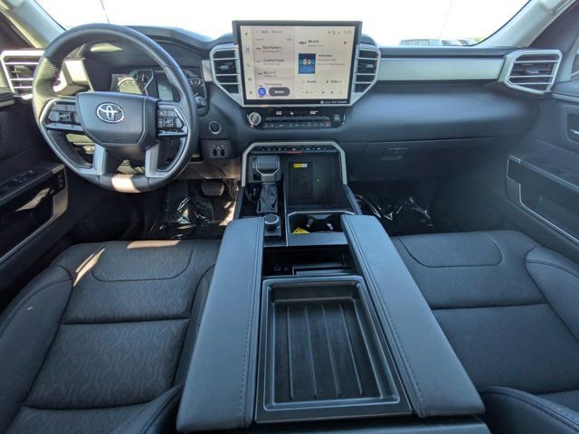 Used 2023 Toyota Tundra Limited image 12