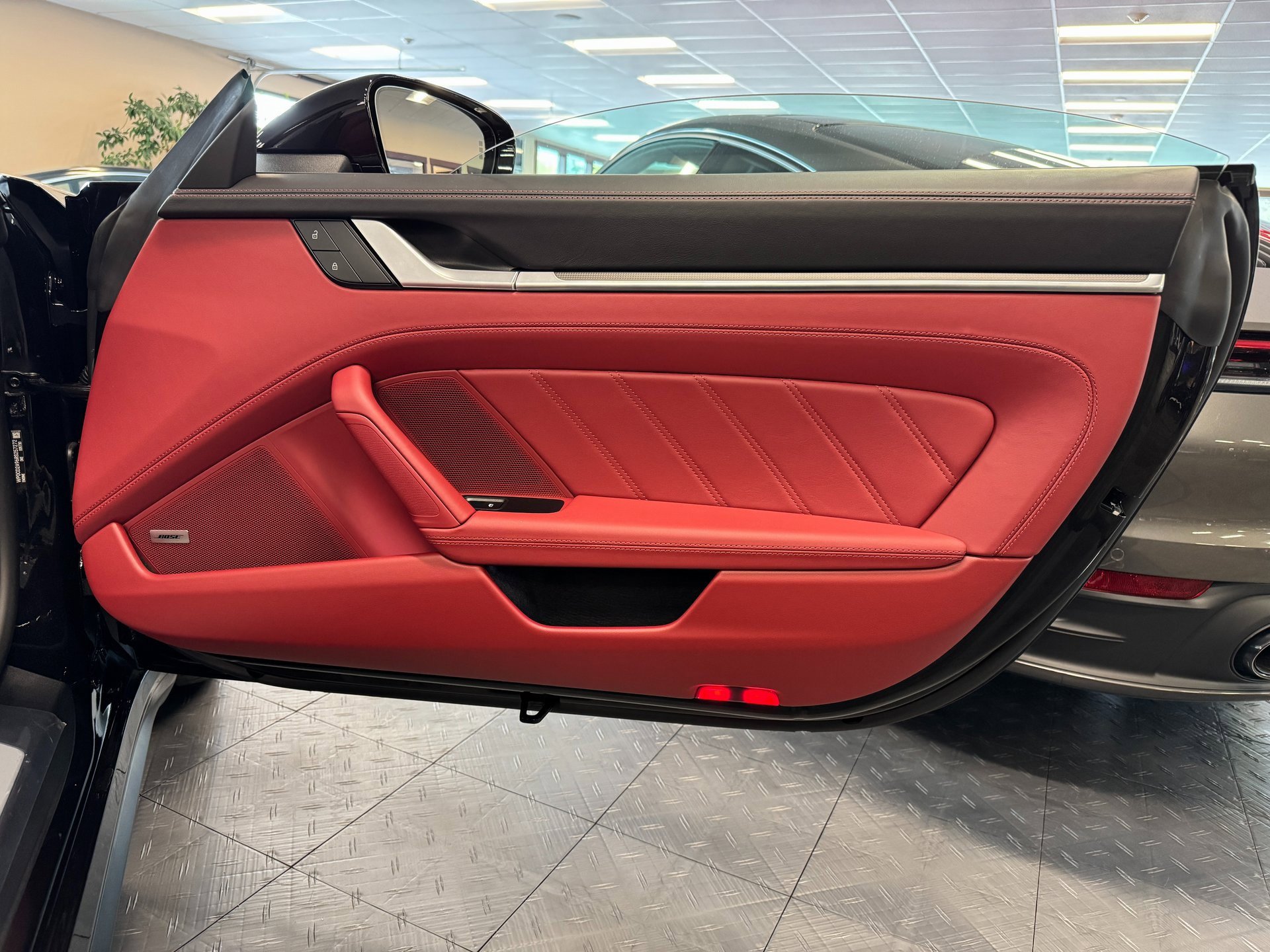 Used 2024 Porsche 911 Turbo image 79