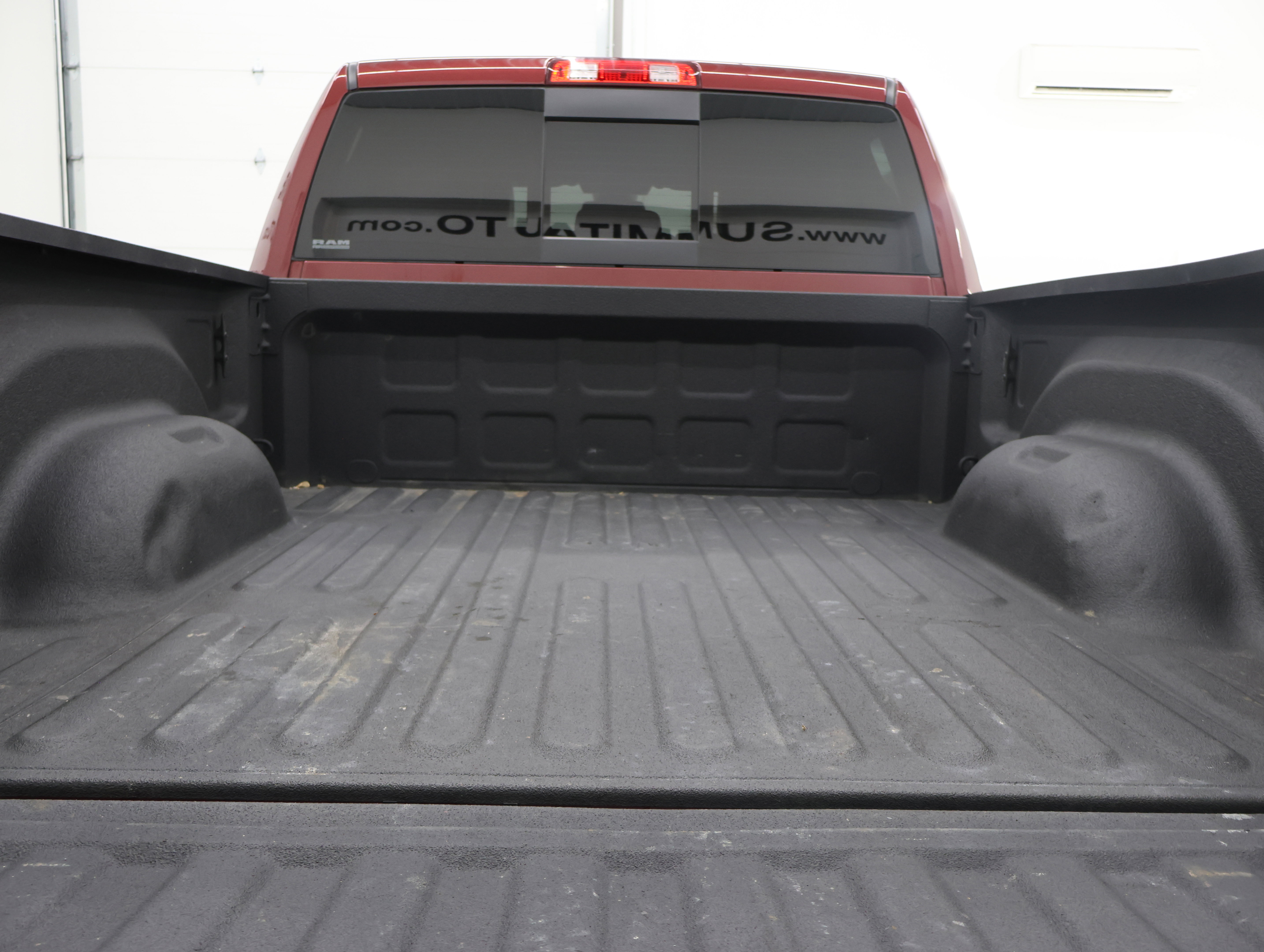 Used 2022 RAM 3500 Laramie image 27