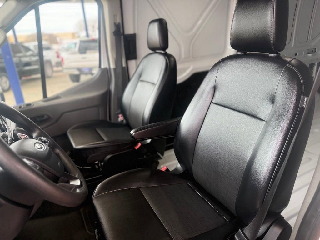Used 2025 Ford Transit 250 148 Medium Roof image 14
