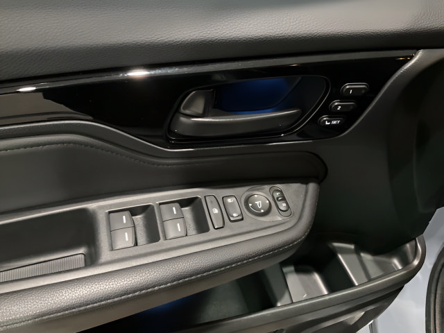 Certified 2025 Honda Odyssey Touring image 10