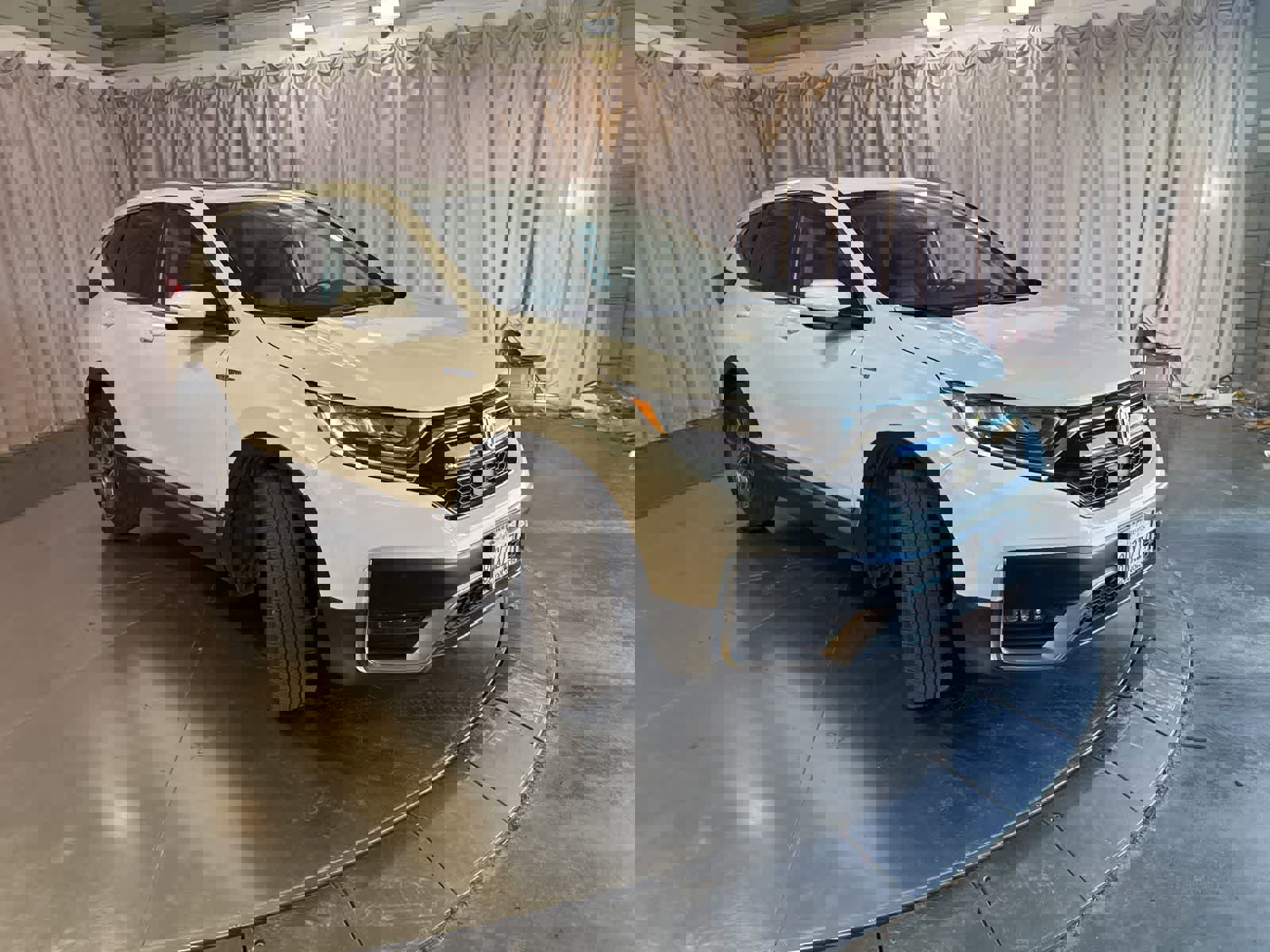 Used 2021 Honda CR-V Touring image 3